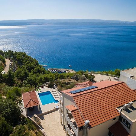 Beachfront Apartments Lara Omiš Exterior foto